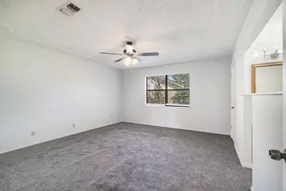 1050 35th Street NE, Paris, TX 75462 - Photo 9