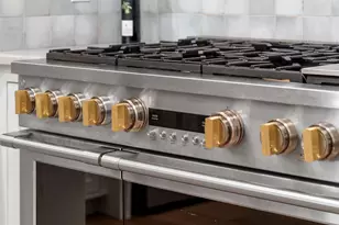 2281 Buster Chatham Rd, Waco, TX 76705 - Photo 9