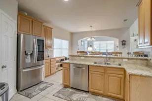 2536 Glenn Ranch Dr, Burleson, TX 76028 - Photo 9