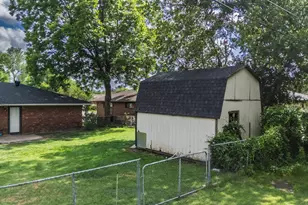 110 Norma Cir, Greenville, TX 75402 - Photo 23