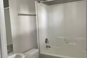 1123 Berkshire Ct, Greenville, TX 75401 - Photo 15