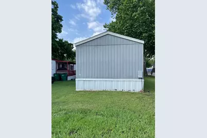 1123 Berkshire Court #141, Greenville, TX 75401 - Photo 3