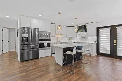 5013 Middleton Circle, The Colony, TX 75056 - Photo 1