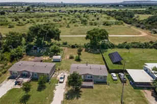 6108 Big Horn Dr, Granbury, TX 76048 - Photo 1