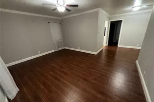 1303 N Morris St, McKinney, TX 75069 - Photo 9