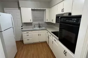 1303 N Morris St, McKinney, TX 75069 - Photo 5