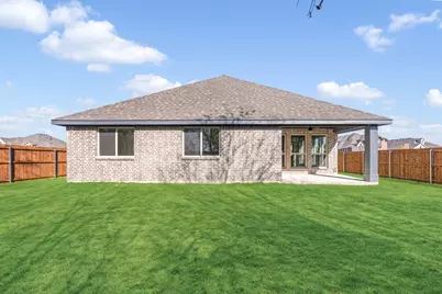 324 Chestnut Lane, Glenn Heights, TX 75154 - Photo 31