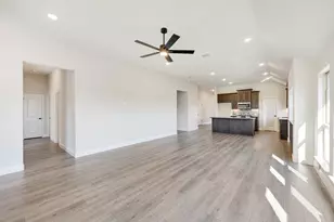 324 Chestnut Ln, Glenn Heights, TX 75154 - Photo 17