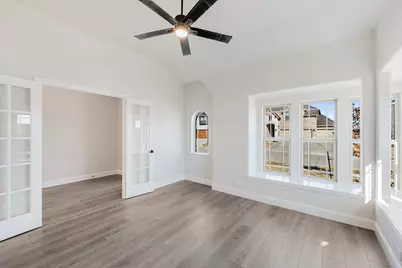 324 Chestnut Lane, Glenn Heights, TX 75154 - Photo 5