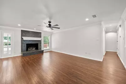 6512 Wrigley Way, Fort Worth, TX 76133 - Photo 11