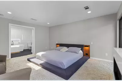 16831 Thomas Chapel Drive, Dallas, TX 75248 - Photo 3