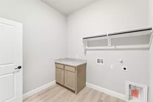 411 Atlas Cedar Dr, Glenn Heights, TX 75154 - Photo 11