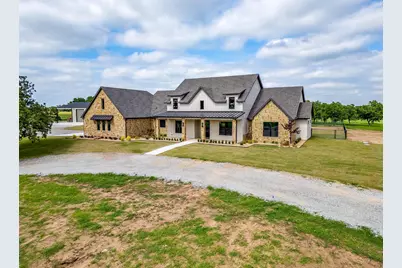 3019 Orchard Road, Bowie, TX 76230 - Photo 1