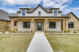 3019 Orchard Rd, Bowie, TX 76230 - Photo 3