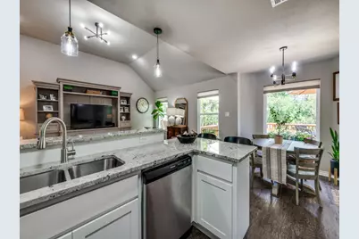 2612 Houston Court, Granbury, TX 76048 - Photo 11