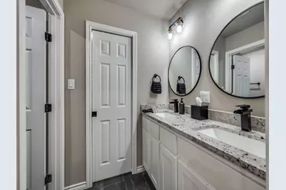 2612 Houston Court, Granbury, TX 76048 - Photo 19