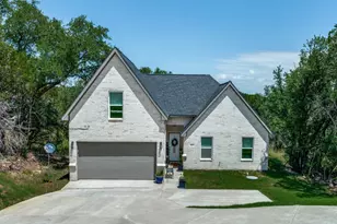 2612 Houston Ct, Granbury, TX 76048 - Photo 1