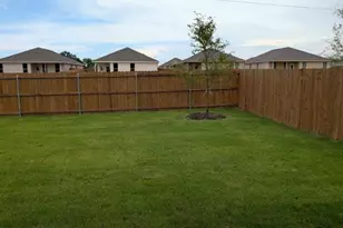 953 Traction Trl, Cleburne, TX 76031 - Photo 13