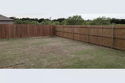 956 Traction Trail, Cleburne, TX 76031 - Photo 13