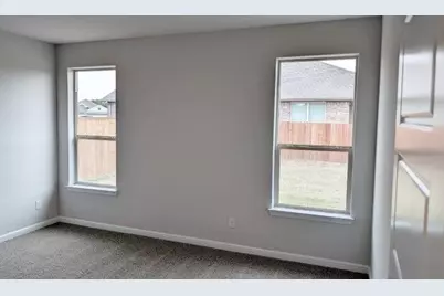 956 Traction Trail, Cleburne, TX 76031 - Photo 5