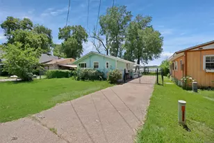 2425 E Lake Dr, Weatherford, TX 76087 - Photo 35