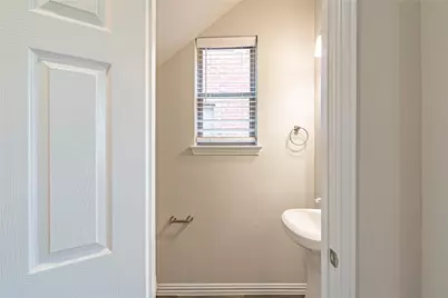 112 Cole, Pilot Point, TX 76258 - Photo 9