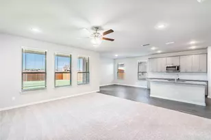 112 Cole, Pilot Point, TX 76258 - Photo 5