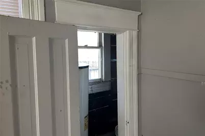 701 S Clements Street, Gainesville, TX 76240 - Photo 13