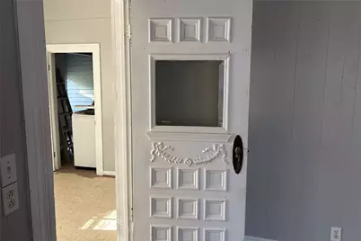 701 S Clements Street, Gainesville, TX 76240 - Photo 15