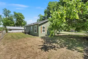 700 N Gresham St, Marlin, TX 76661 - Photo 15