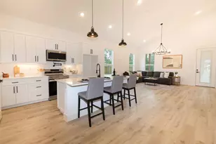 1032 E Arlington Ave, Fort Worth, TX 76104 - Photo 3