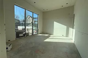 7007 Irongate Ln, Dallas, TX 75214 - Photo 3