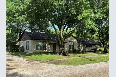 604 Harrel Avenue, Bynum, TX 76631 - Photo 3