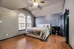 4547 Buckingham Dr, Grand Prairie, TX 75052 - Photo 9