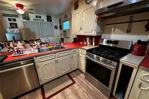 1010 W Custer St, Seymour, TX 76380 - Photo 5