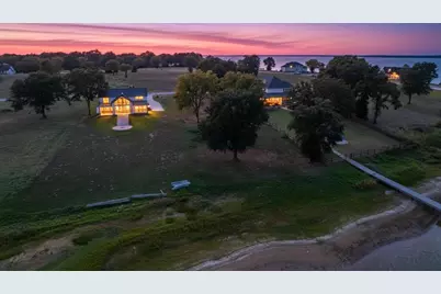 32 Shoreline Drive, Mabank, TX 75143 - Photo 5