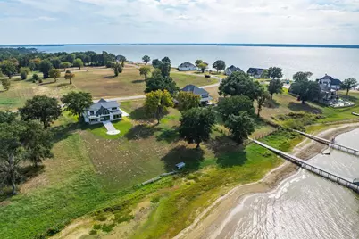 32 Shoreline Drive, Mabank, TX 75143 - Photo 17