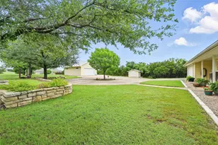 2116 Darby Dan Ct, Granbury, TX 76049 - Photo 39