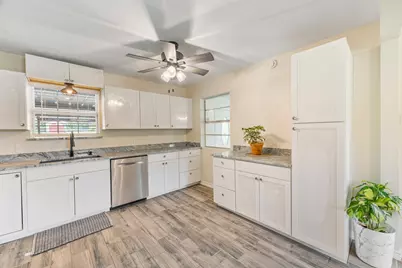 4010 Quail Ridge Court, Granbury, TX 76049 - Photo 11