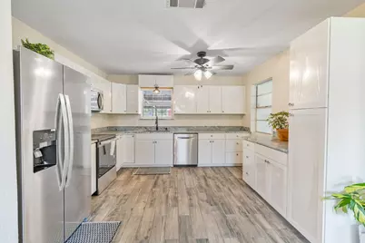 4010 Quail Ridge Court, Granbury, TX 76049 - Photo 9