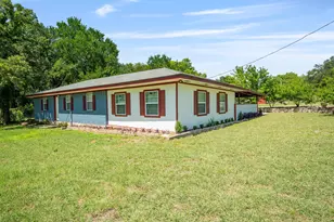 4010 Quail Ridge Ct, Granbury, TX 76049 - Photo 3