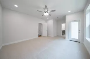 8925 Acorn Ave, Justin, TX 76247 - Photo 11