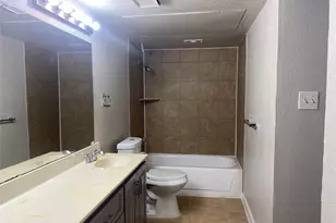 2425 Limestone Dr, Arlington, TX 76014 - Photo 9