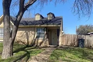 2425 Limestone Dr, Arlington, TX 76014 - Photo 1