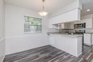 4209 W Pleasant Forest St, Arlington, TX 76015 - Photo 11