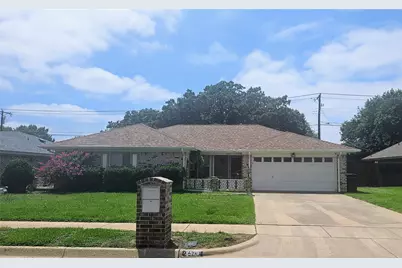 2529 Westpark Way Circle, Euless, TX 76040 - Photo 1