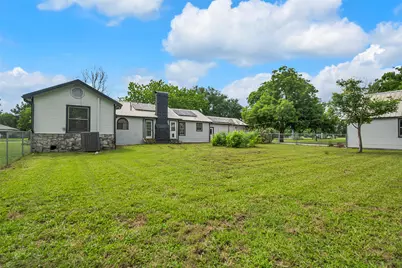 820 Lipscomb Street, Bonham, TX 75418 - Photo 5