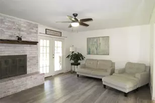 306 Country Club Dr, Joshua, TX 76058 - Photo 19