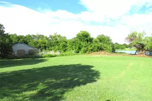 306 Country Club Dr, Joshua, TX 76058 - Photo 7