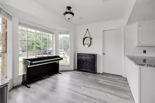 306 Country Club Dr, Joshua, TX 76058 - Photo 15